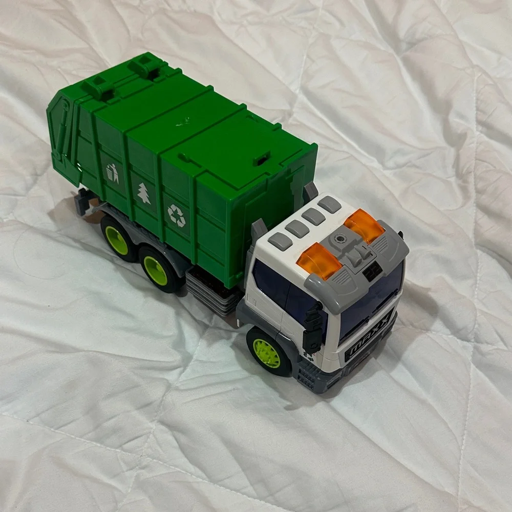 NEW Green and White Toy Garbage Truck - Picture 6 of 9